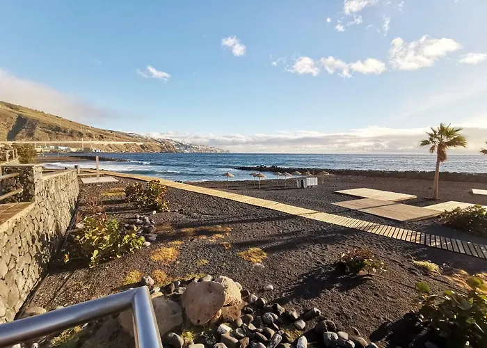 Home2book Charming Caletillas Pool Daire *